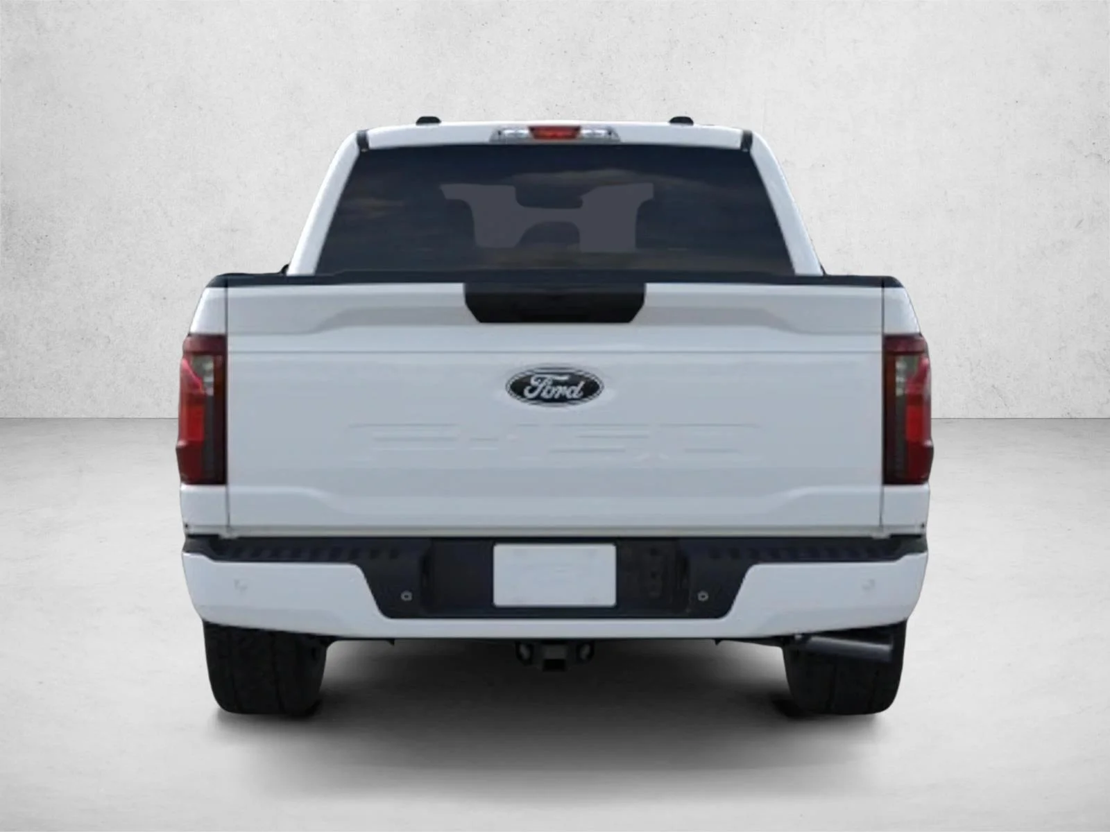 New 2026 Oxford White Ford XLT image 5