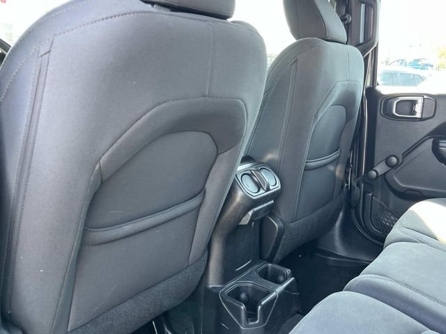 Used 2019 Gray Jeep Unlimited Sport image 18