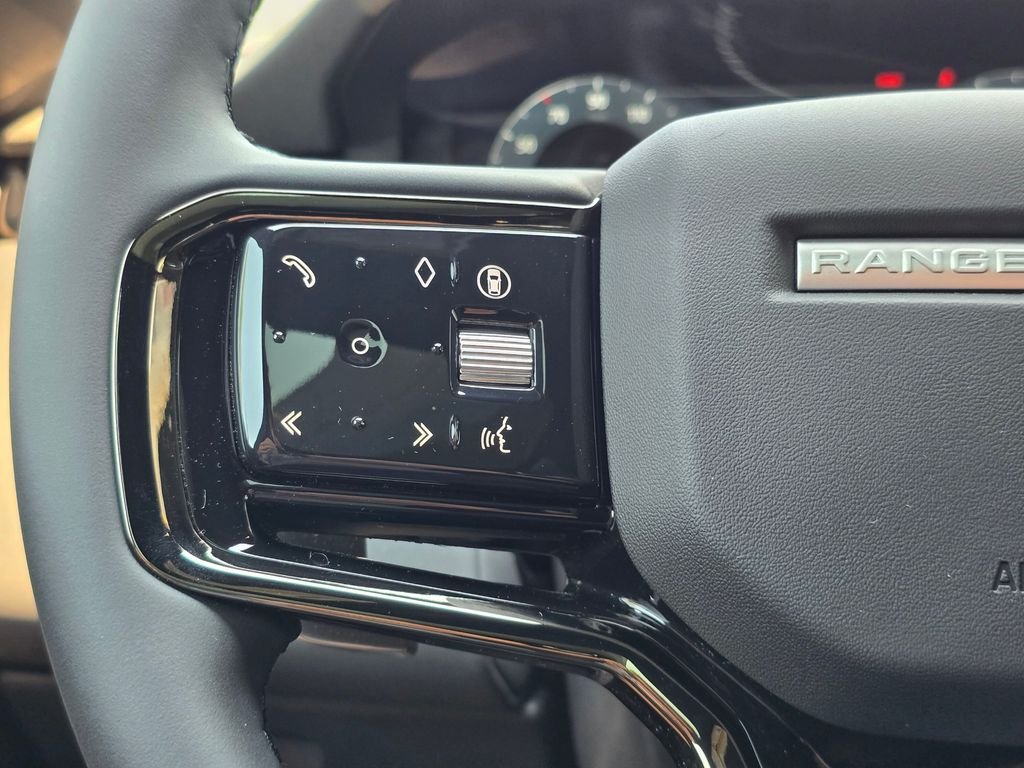 New 2026 Ostuni Pearl White LAND ROVER Hoxton Edition image 17