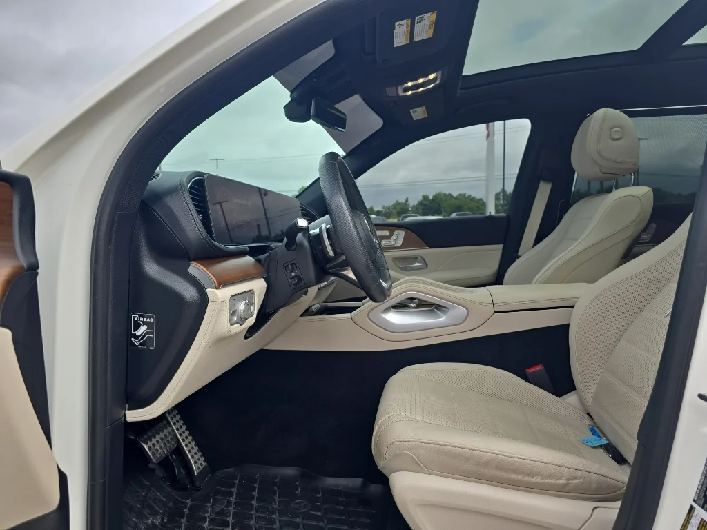 2024 Mercedes-Benz GLS Base - Photo 8