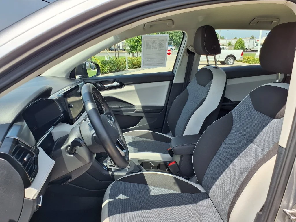 Used 2025 Silver Volkswagen 1.5T S image 12