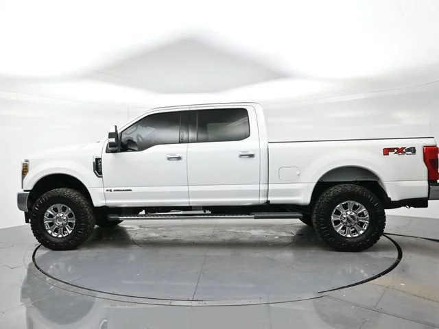 Used 2018 White Ford XL image 4