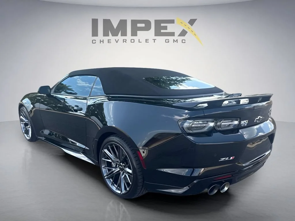 Used 2023 BLACK Chevrolet ZL1 image 4