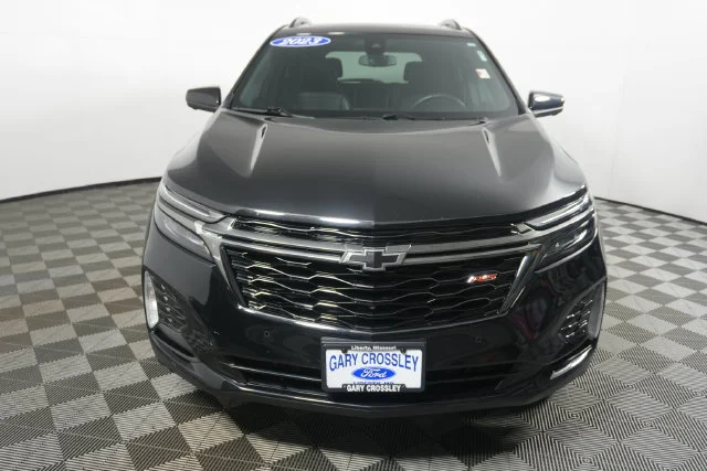 Used 2023 Mosaic Black Metallic Chevrolet RS image 8