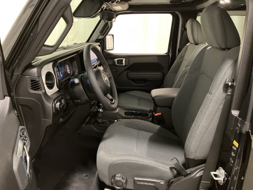 New 2026 Black Clear-Coat Exterior Paint Jeep Sport S image 8