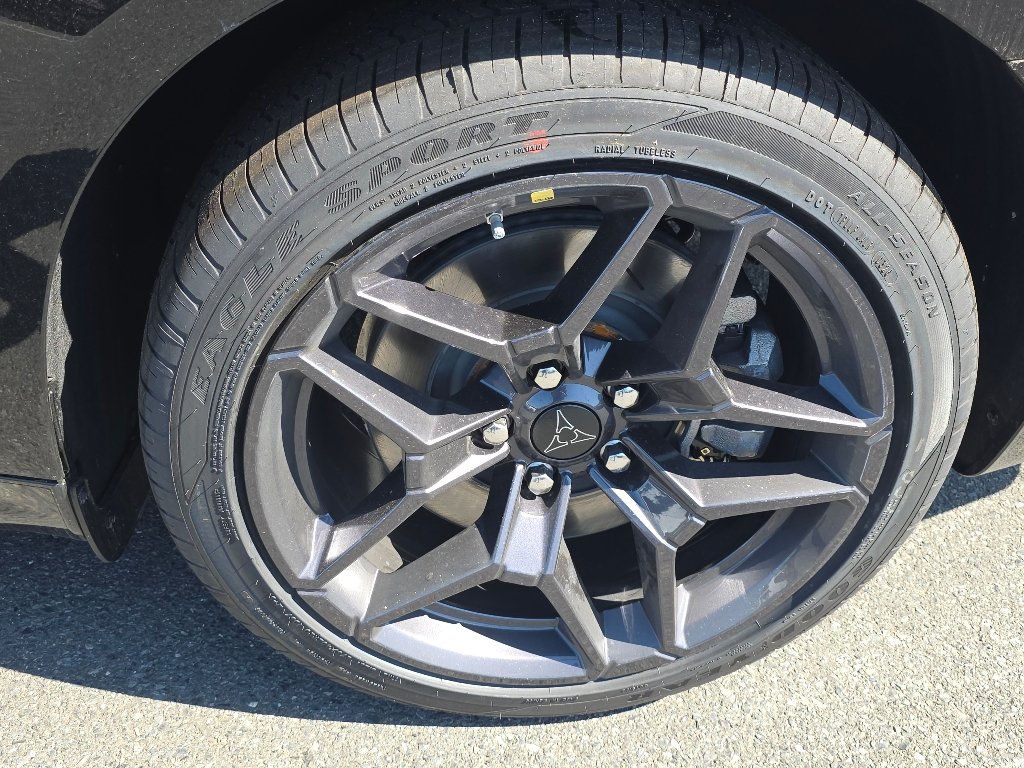 New 2026 Diamond Black Crystal Pearlcoat Dodge R/T Plus image 6