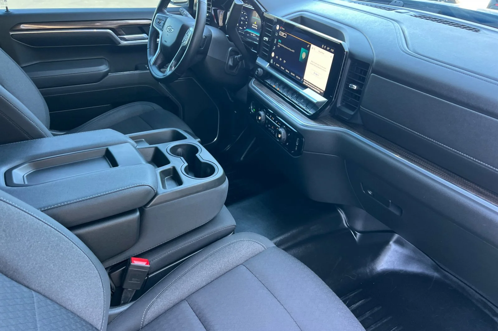 Used 2022 Glacier Blue Metallic Chevrolet RST image 15