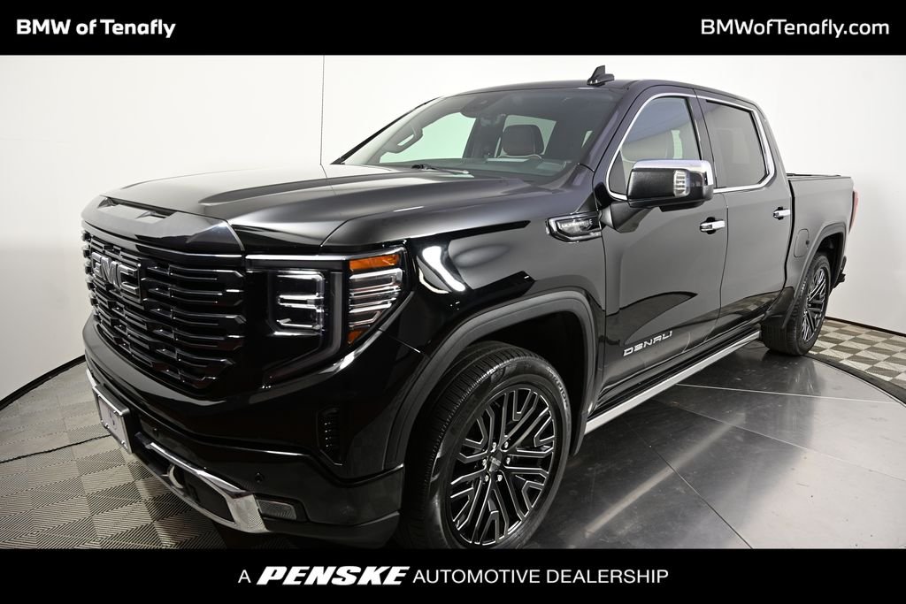2022 GMC Sierra 4WD Crew Cab Short Box Denali Ultimate's photo