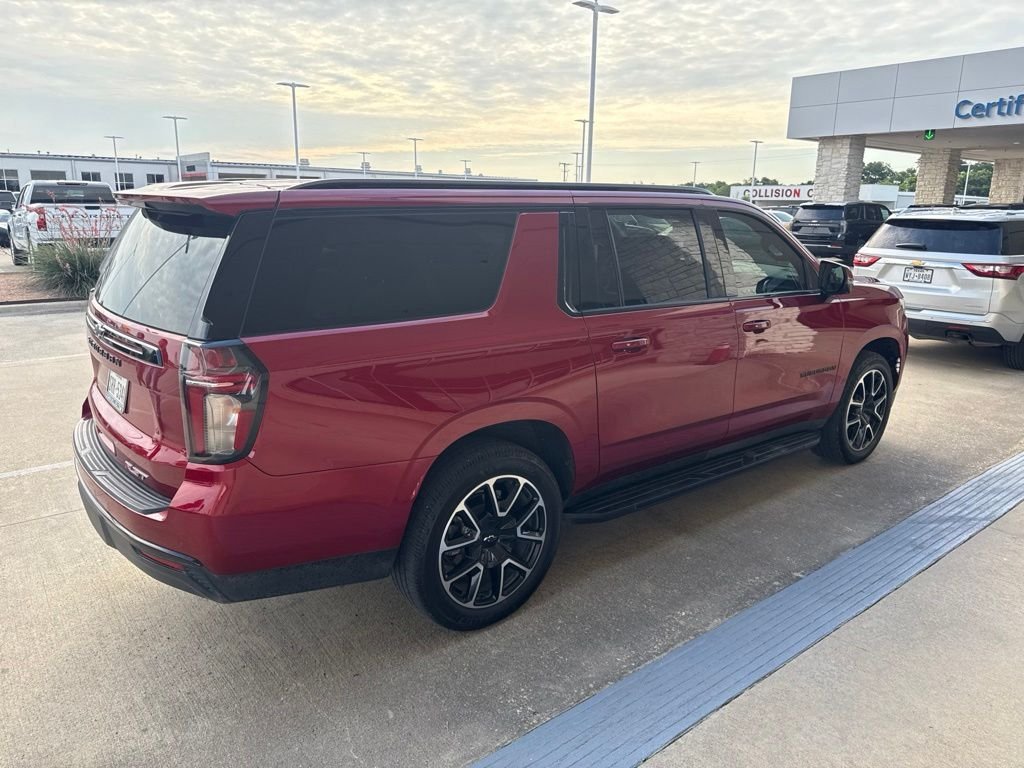 Used 2023 Red Chevrolet RST image 3