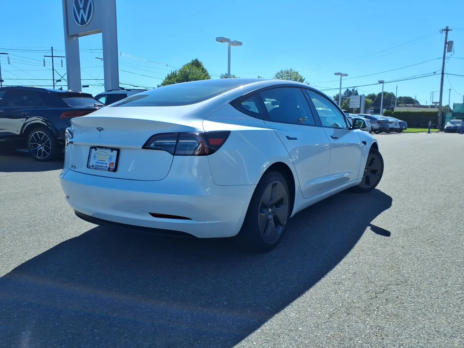 Used 2023 WHITE Tesla  image 5