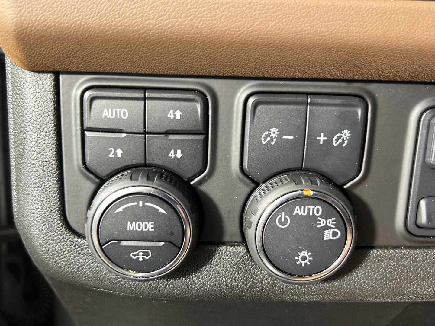 Used 2023 Silver Sage Metallic Chevrolet High Country image 27