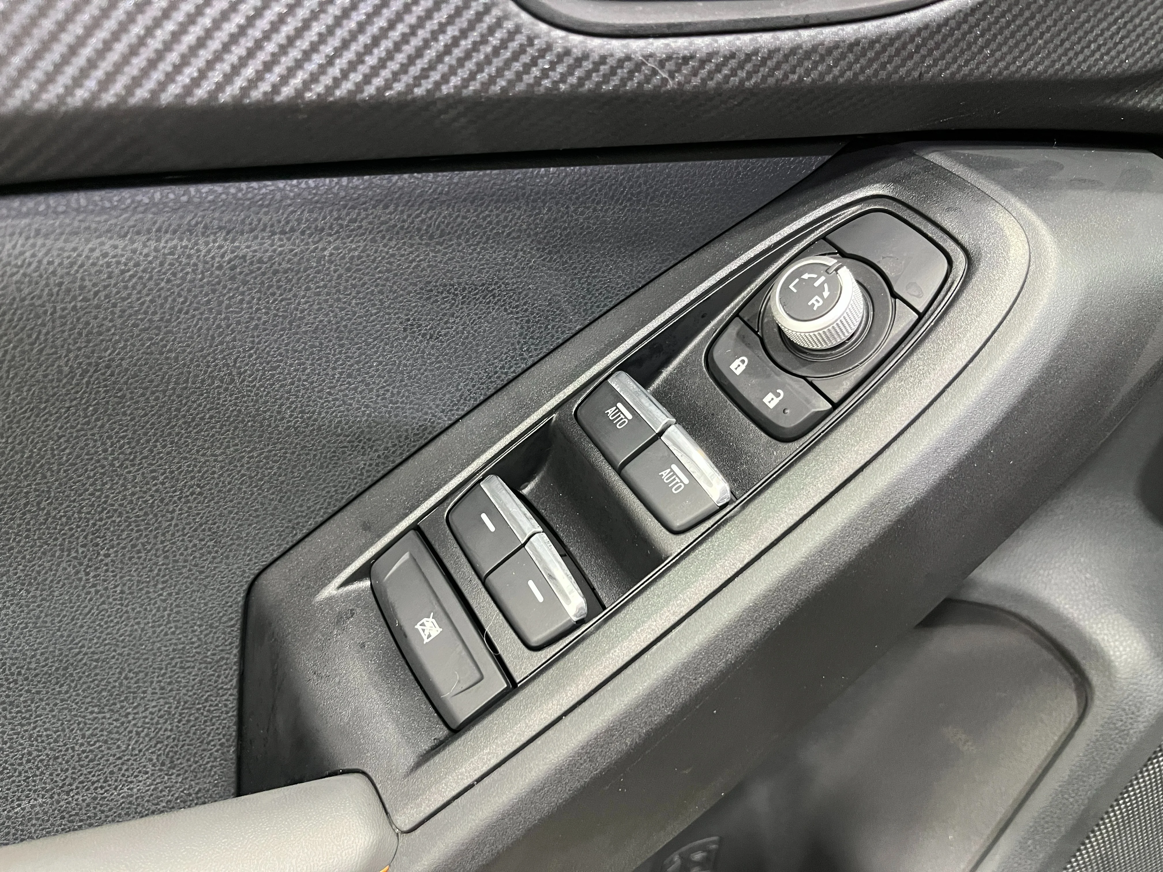 2026 Subaru Crosstrek Limited - Photo 14