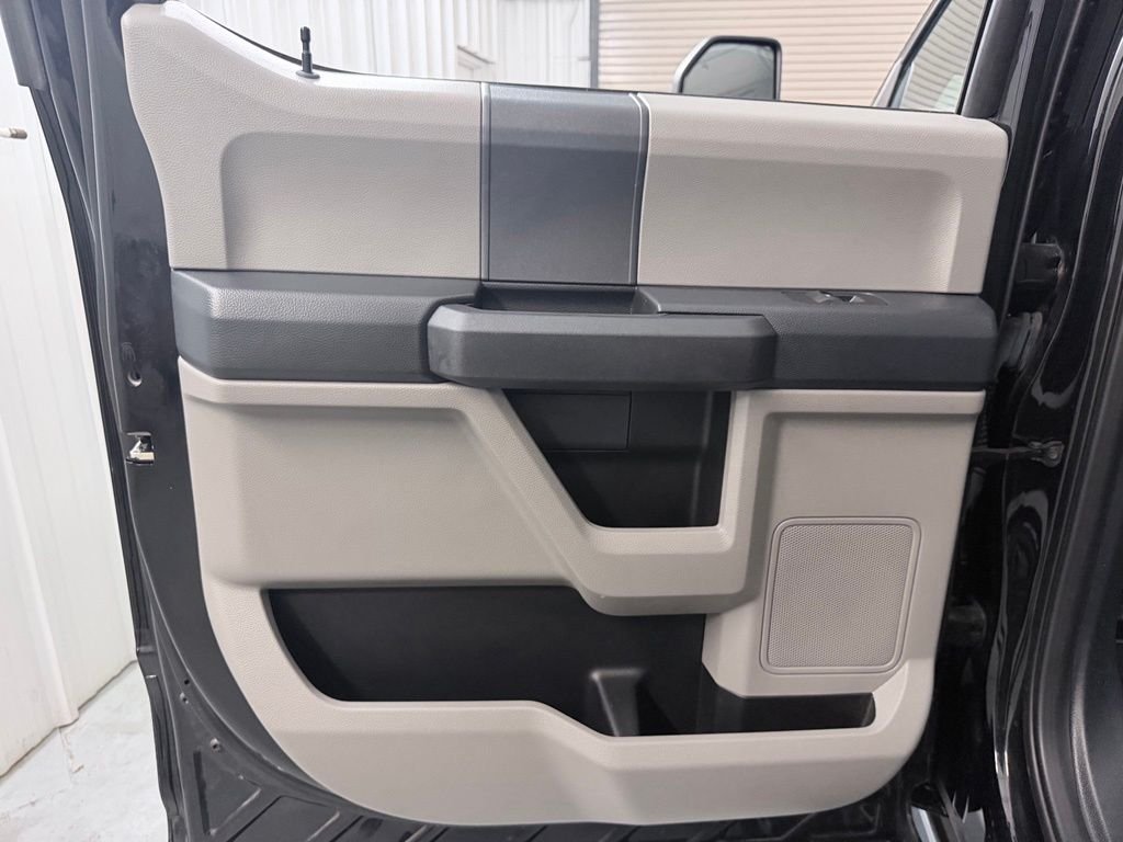 Used 2022 Black Ford XL image 35