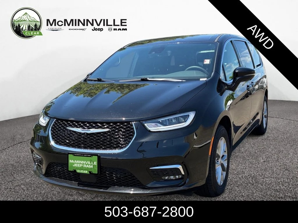 2025 Chrysler Pacifica Select AWD's photo