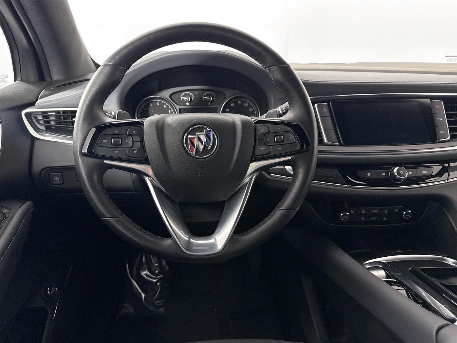 2024 Buick Enclave Essence - Photo 30