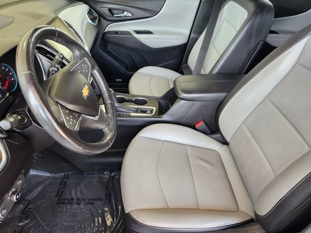 Used 2019 CAJUN RED TINTCOAT Chevrolet Premier image 4