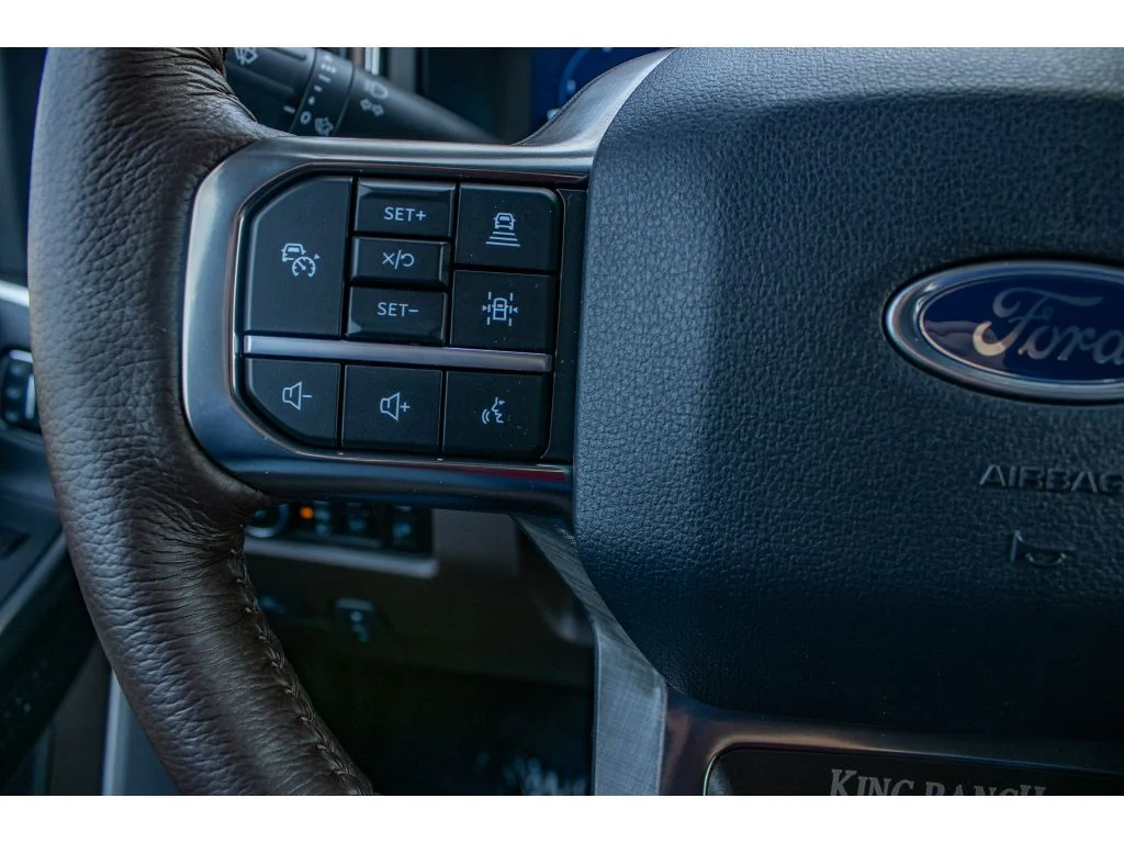 New 2026 Star White Metallic Tri-Coat Ford King Ranch image 24