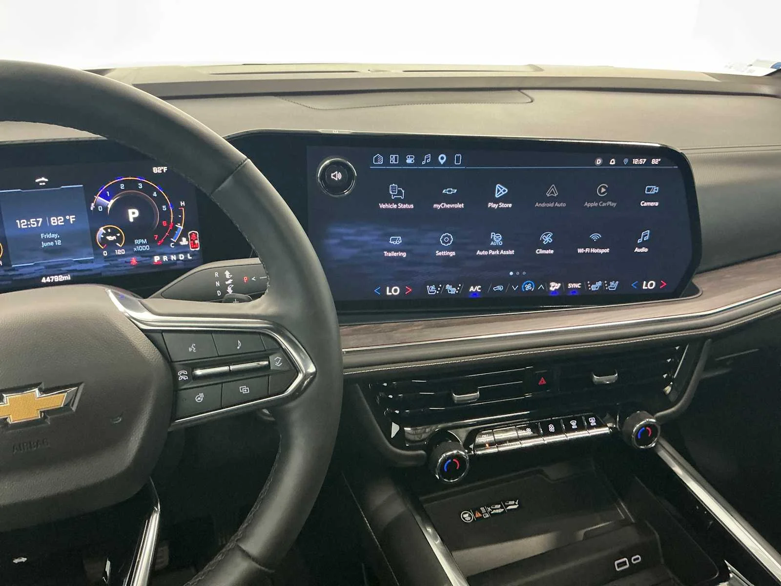 Used 2025 Lakeshore Blue Metallic Chevrolet Premier image 18