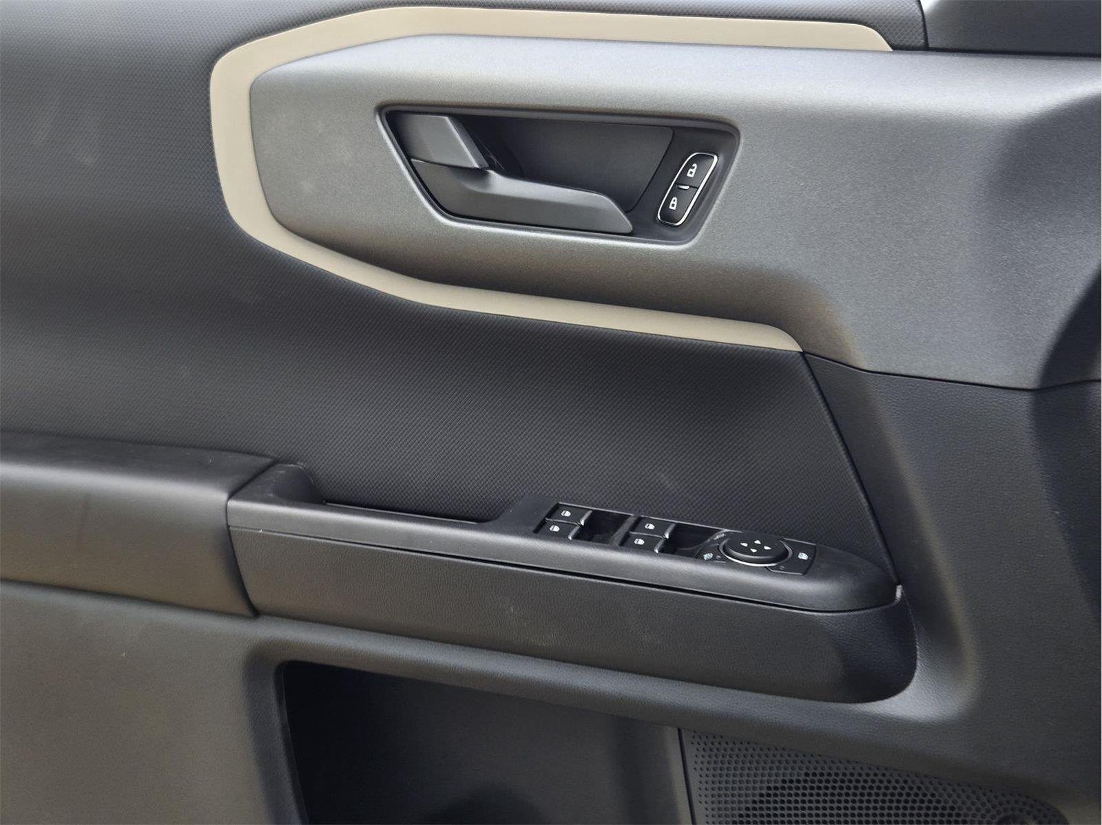 New 2026 Carbonized Gray Metallic Ford Big Bend® image 15