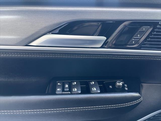New 2026 High Gloss Black Exterior Paint Jeep Grand Wagoneer image 16