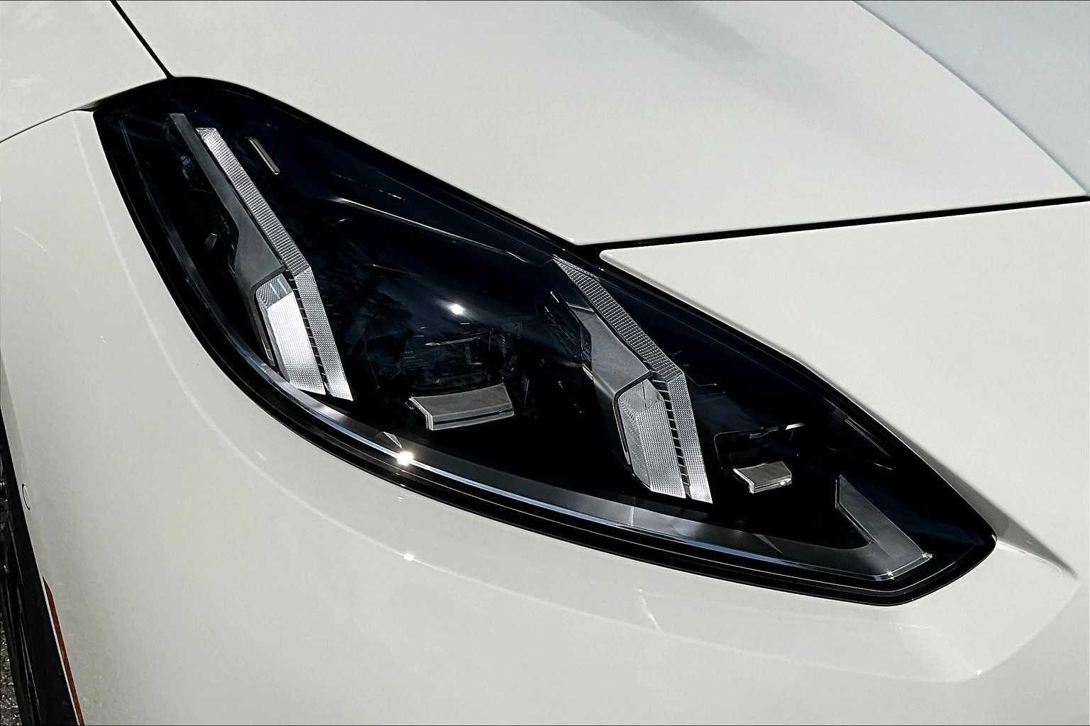 2025 BMW 2 Series 228 - Photo 13