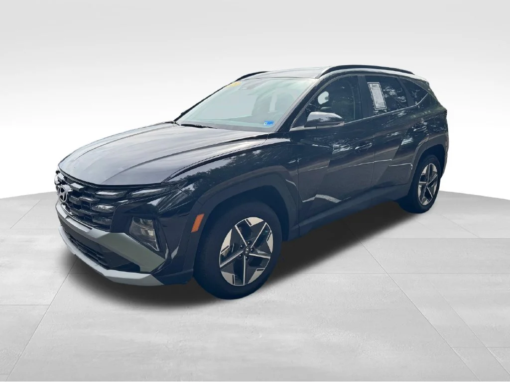 Used 2025 Black Hyundai SEL Convenience image 39