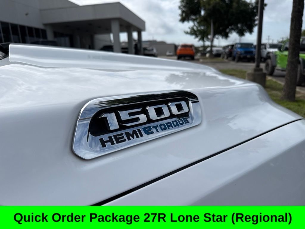 Used 2023 White Ram Big Horn/Lone Star image 4