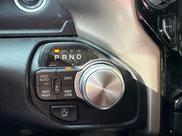 Used 2019 Blue Ram Laramie image 15