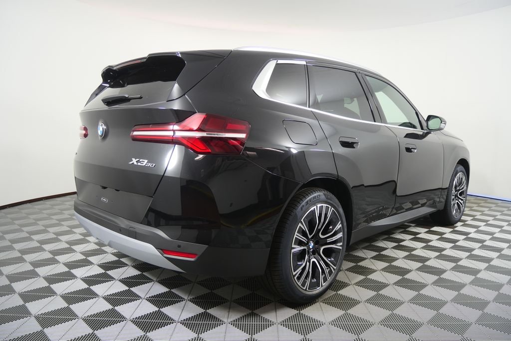 Used 2026 Black Sapphire Metallic BMW 30 xDrive image 4