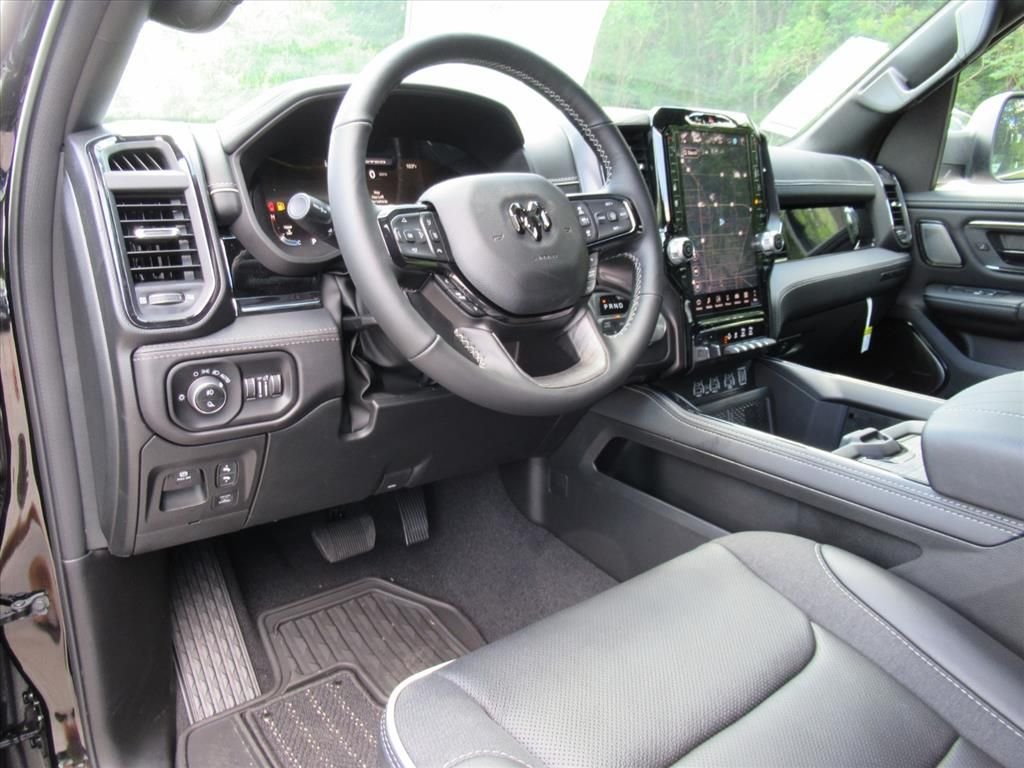 New 2026 Diamond Black Crystal Pearl-Coat Exterior Paint RAM Limited image 17