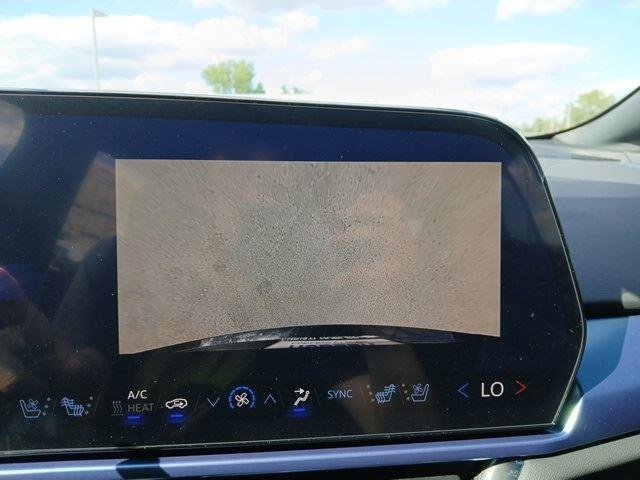 2025 Chevrolet Equinox EV LT - Photo 21
