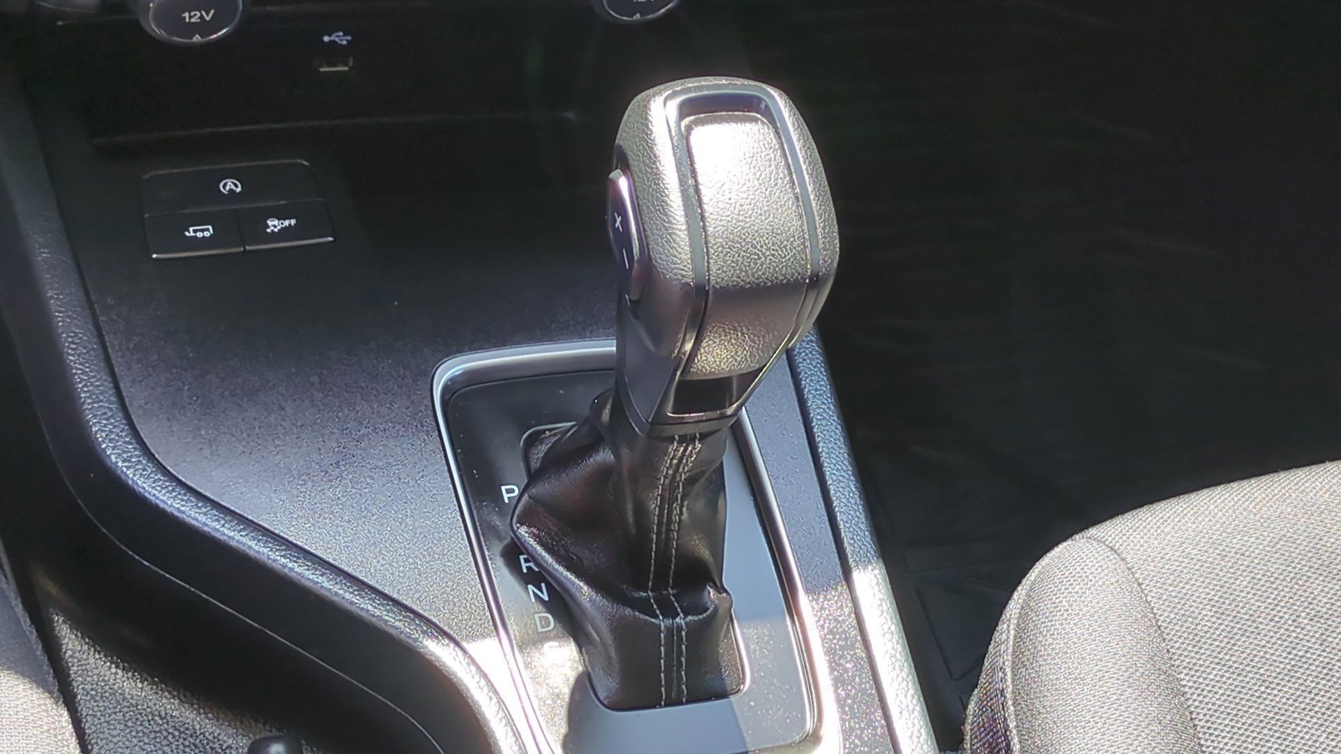 Used 2021 Oxford White Ford XL image 23