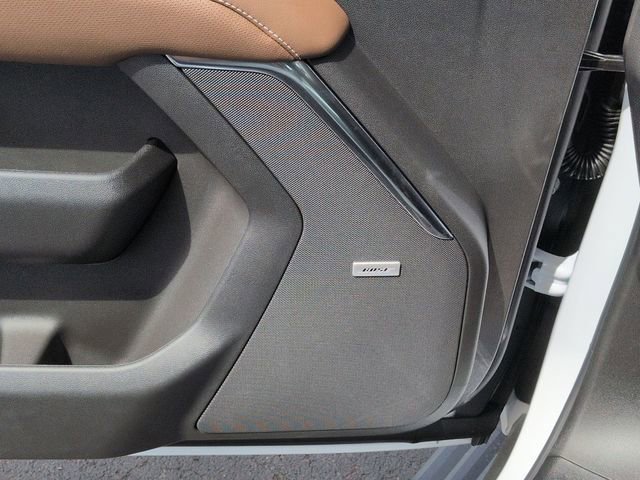 New 2026 Polar White Tricoat Chevrolet High Country image 27