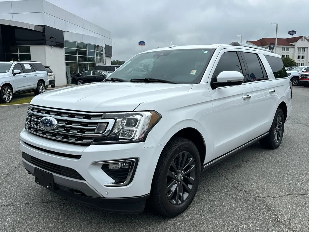 Used 2020 White Ford Limited image 3