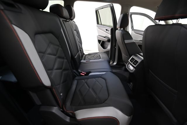 New 2026 Gray Volkswagen 2.0T Peak Edition image 29