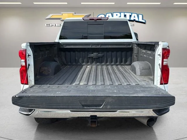 Used 2022 Summit White Chevrolet LTZ image 33