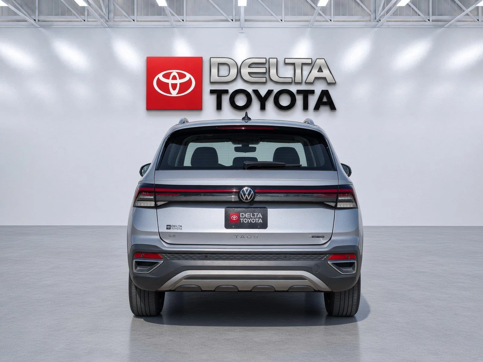 Used 2025 Pyrite Silver Metallic Volkswagen SE image 5