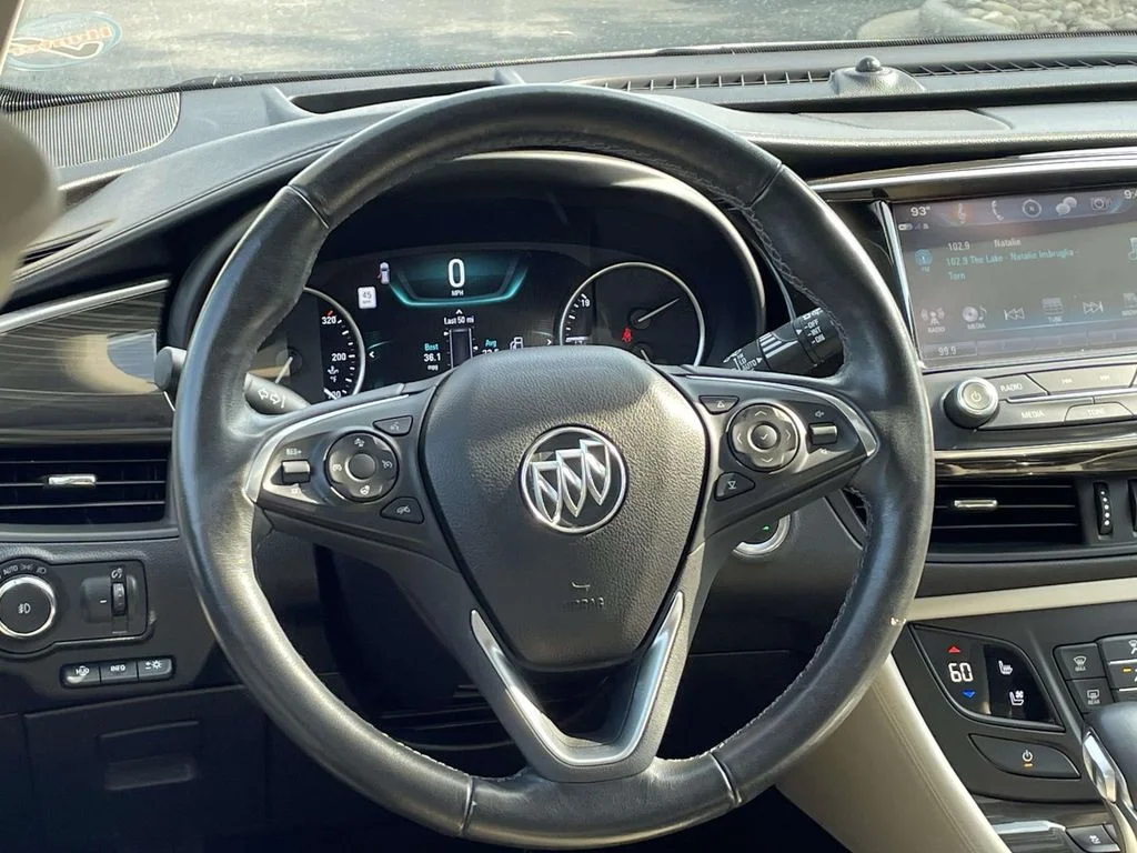 Used 2020 SUMMIT WHITE Buick Premium II image 17
