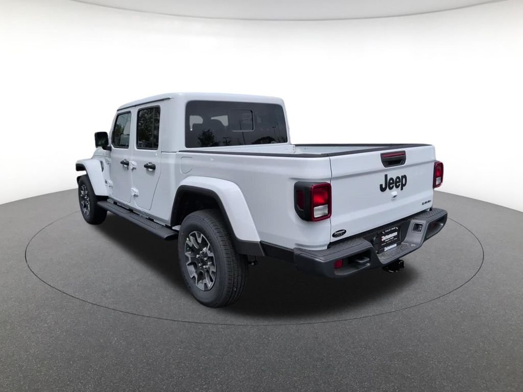 New 2026 Bright White Clear-Coat Exterior Paint Jeep Sahara image 11