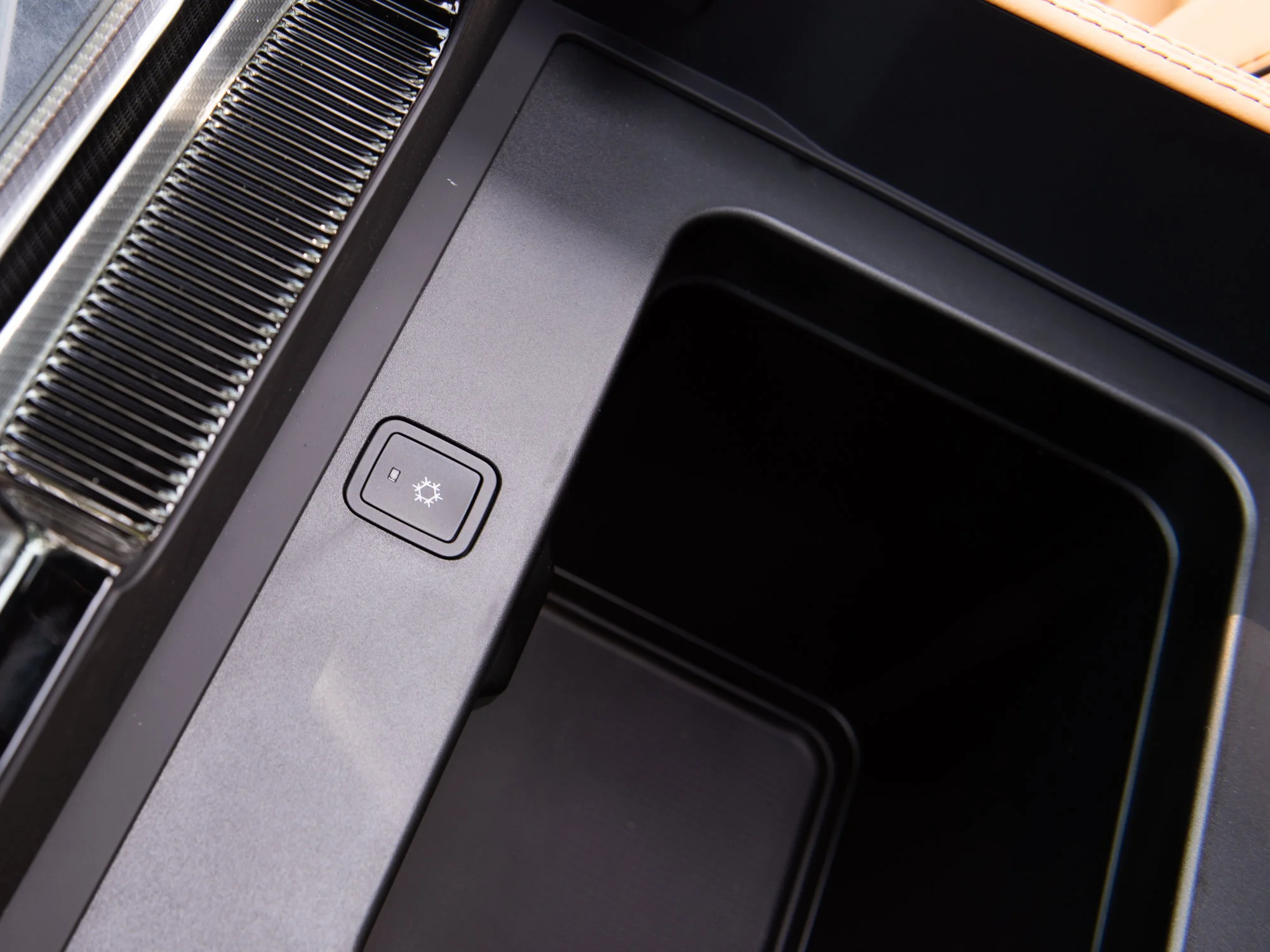 New 2026 Black Jeep Summit Reserve* image 24