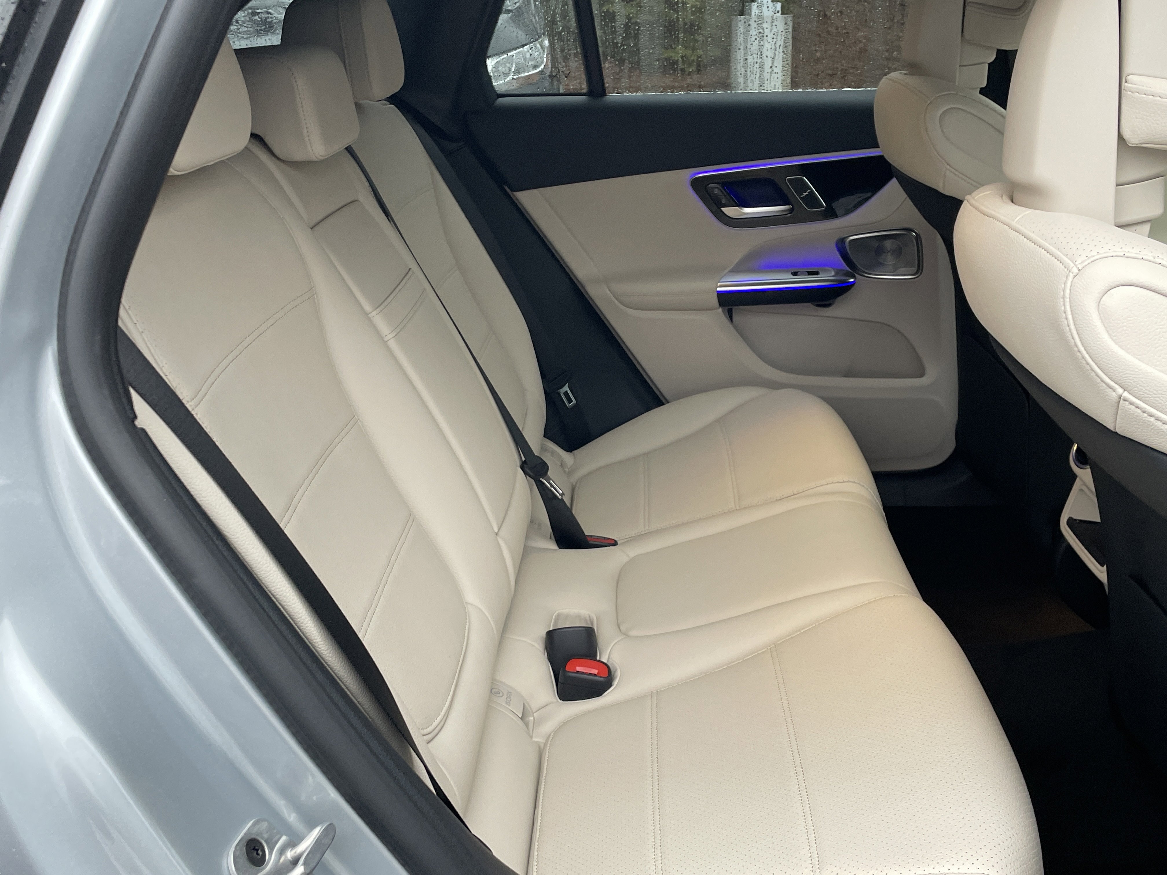 New 2026 Cirrus Silver Metallic Mercedes-Benz GLC 300 SUV image 40