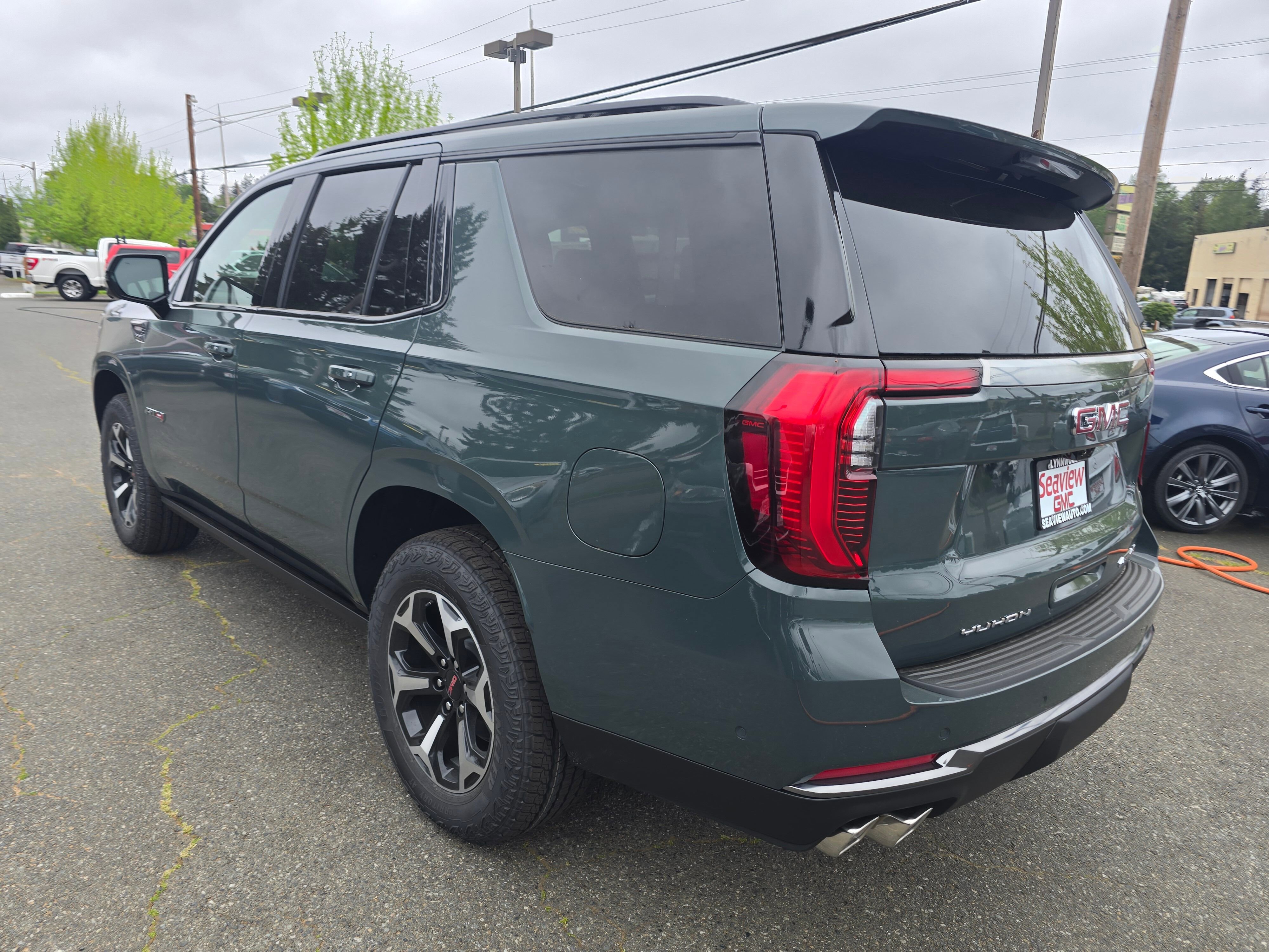 New 2026 Midnight Pine GMC AT4 image 5