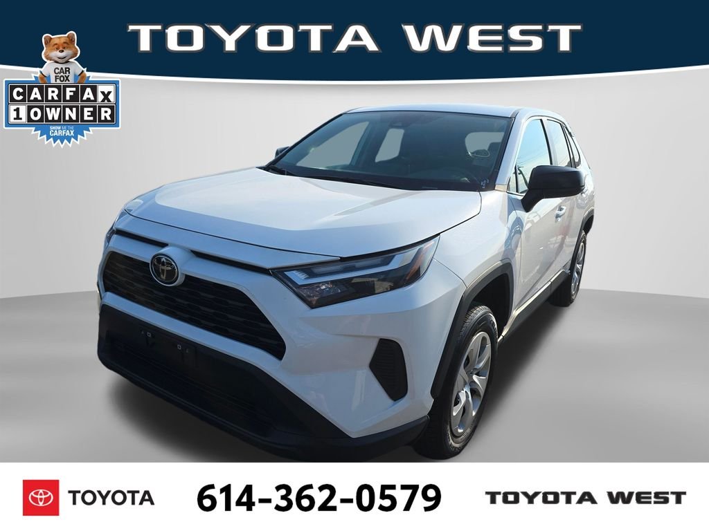 Used 2025 White Toyota LE image 3