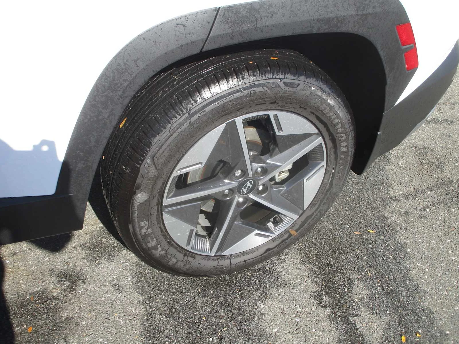 Used 2025 Serenity White Pearl Hyundai SEL Convenience image 7