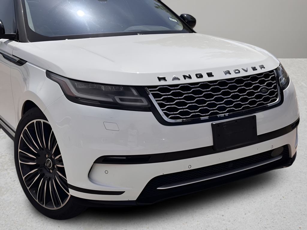 Used 2019  Land Rover S image 28