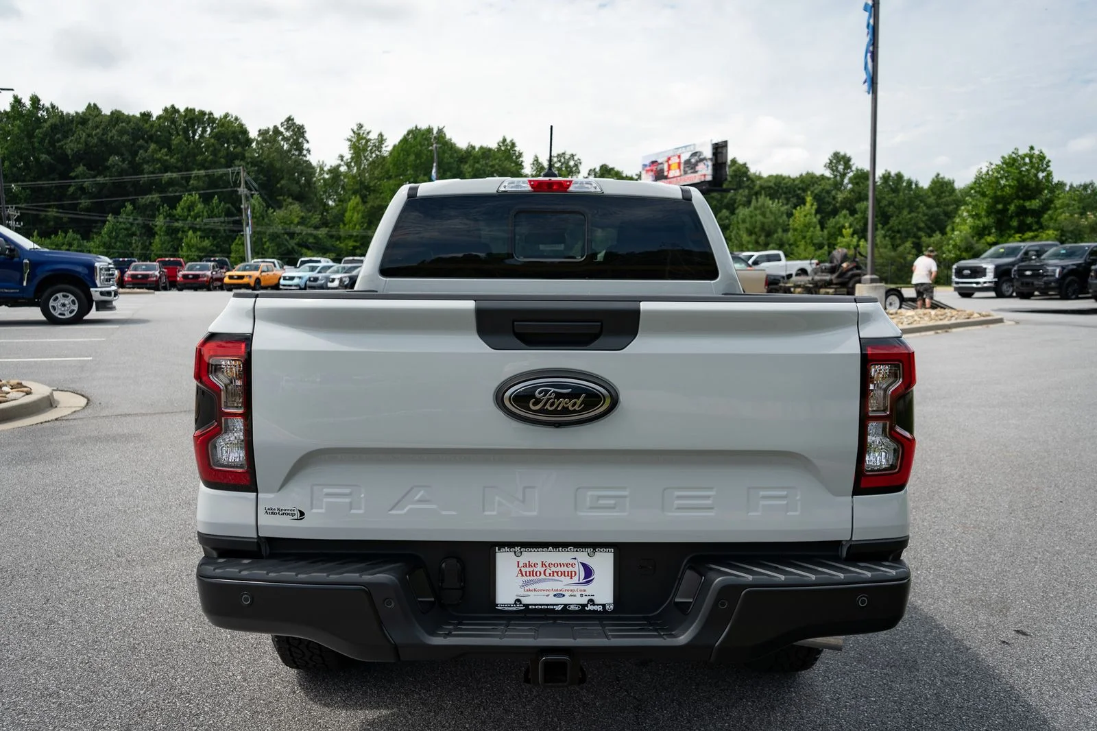 New 2026 Avalanche Ford XLT image 8