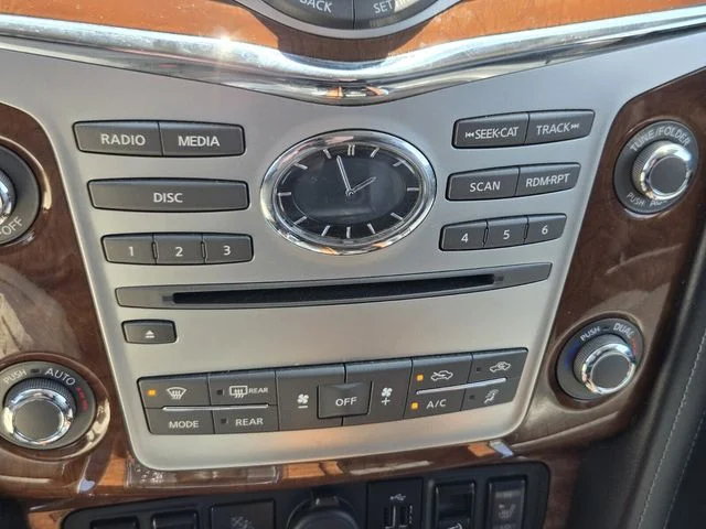 Used 2018 Black INFINITI Base image 26