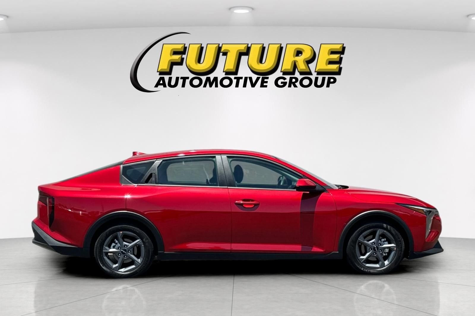 Used 2026 Red Kia LXS image 3