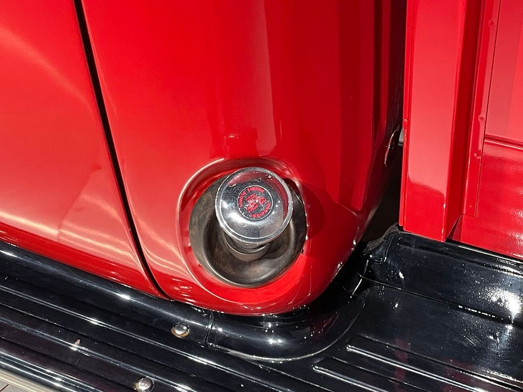 Used 1953 Red Ford  image 24