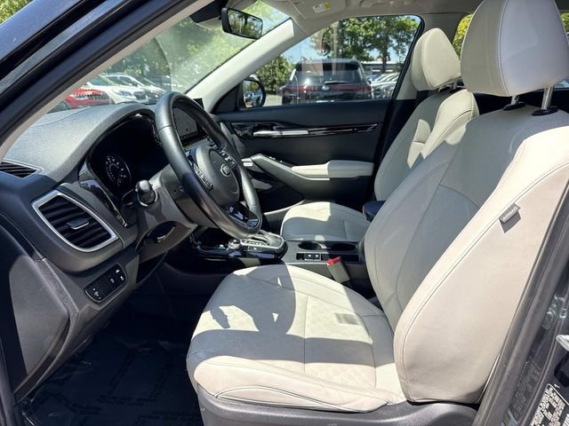 Used 2021 Gray Kia SX image 14
